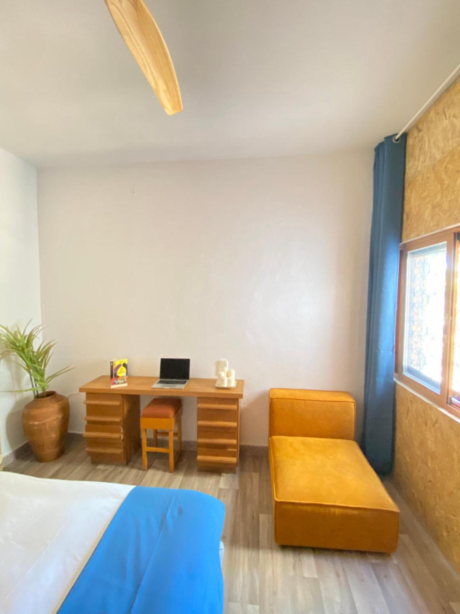 Pink Lemon House Bed and Breakfast Έλτσε Εξωτερικό φωτογραφία
